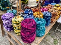 INFLUENCE OF YARN AND FABRIC STRUCTURES ON COLOUR VALUES OF TEXTILES